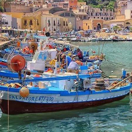 Charmrooms * Castellammare del Golfo